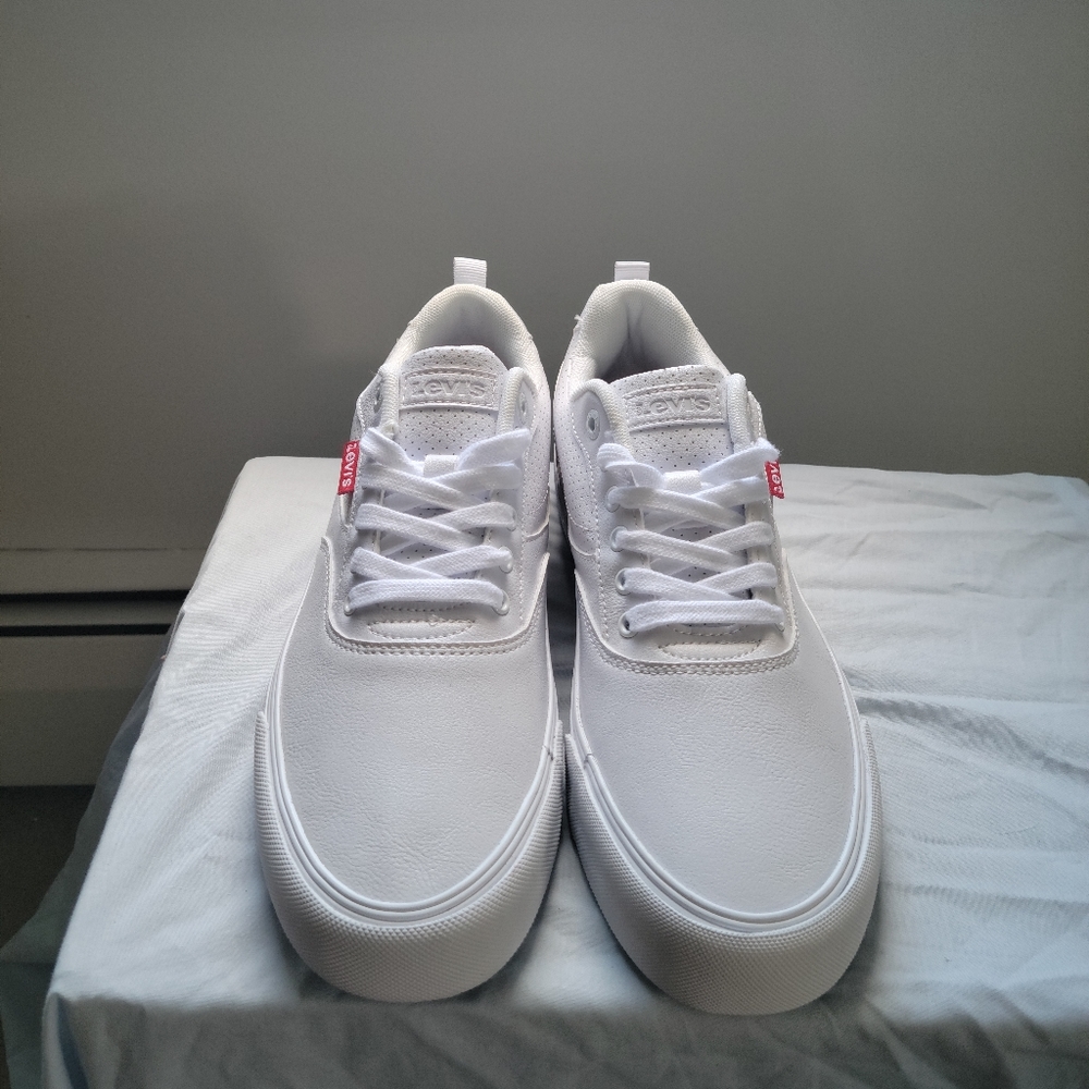 All White Levi's Comfort Shoes